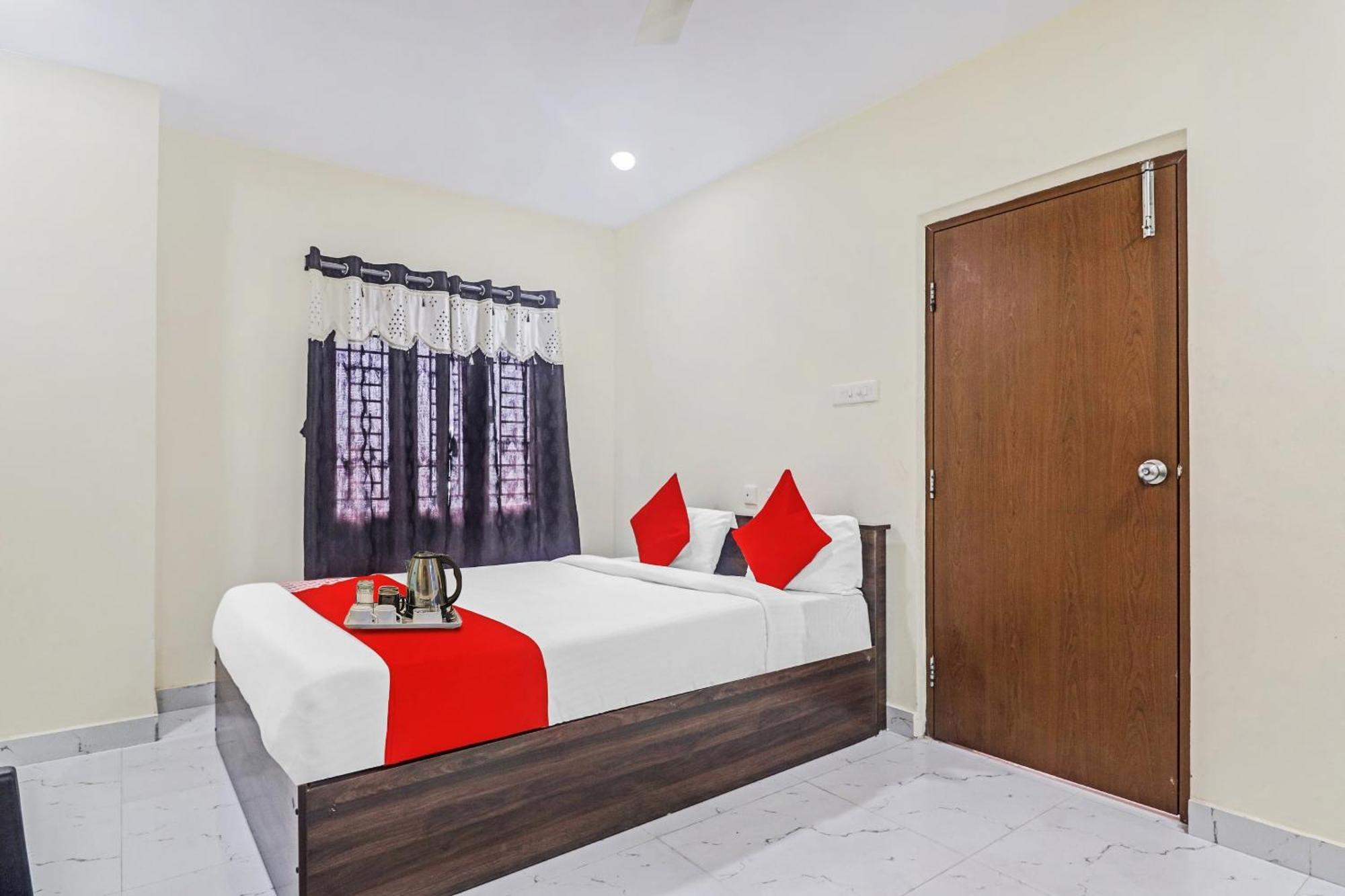 Hotel O Sri Navya Grand Near Nexus 海得拉巴 外观 照片
